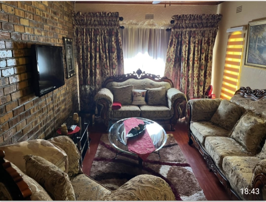 3 Bedroom Property for Sale in Riebeeckstad Free State